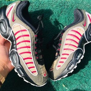 Nike Air Max Tailwind 4 Plaid Olive